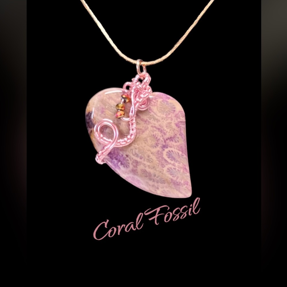 💜Purple Coral chrysanthemum fossil heart